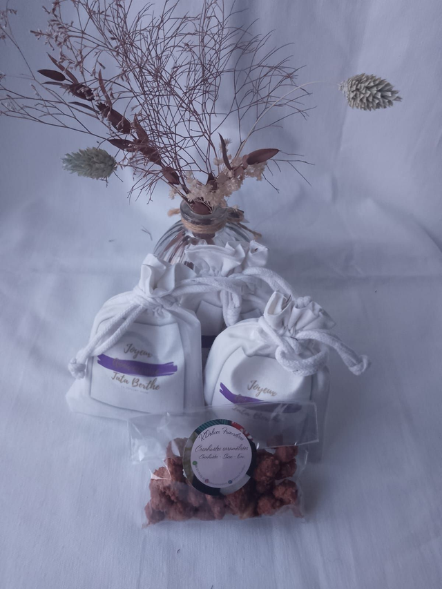 Amandes Caramélisées + pochons personnalisés X10