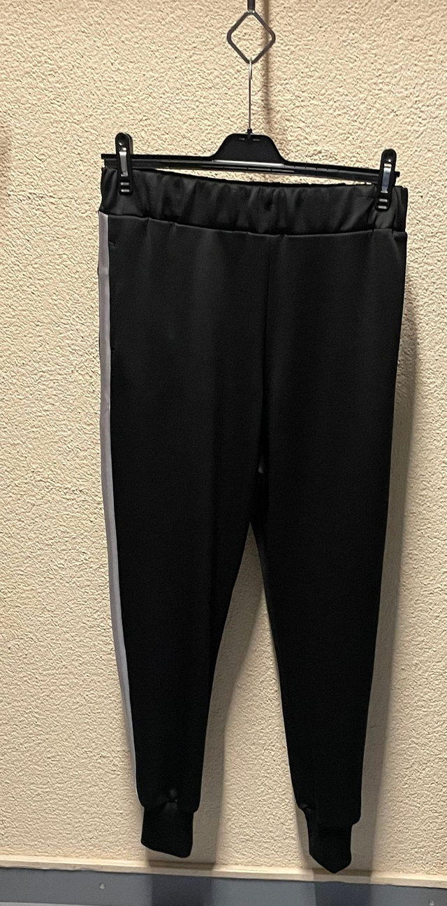 110122 pantalon black silver stripe  