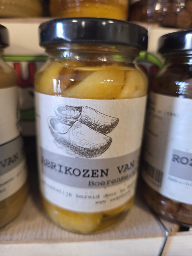 Abrikozen van de boer