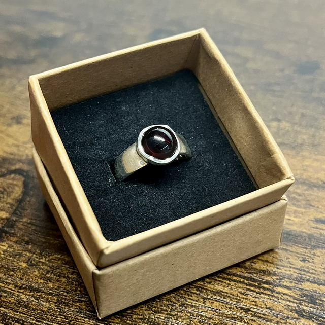 Bague en argent et Grenat - Taille 56