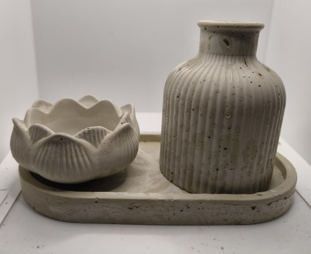 Rosenschale mit Vase und Untersetzer 3-teilig