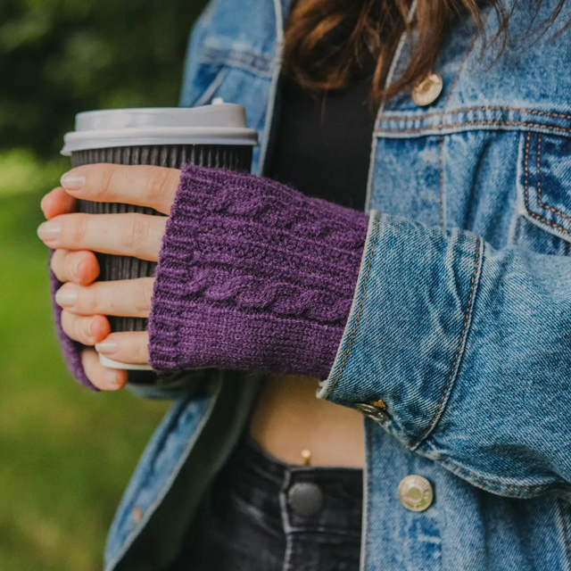 Cable Knit Fingerless Gloves
