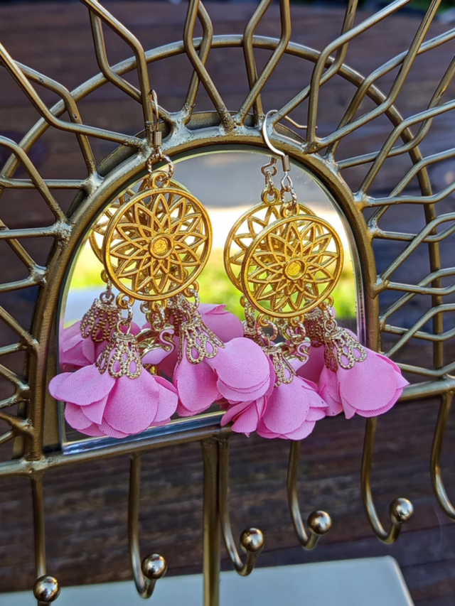 Boucles d&#039;oreilles lustre Gulabi Pashki