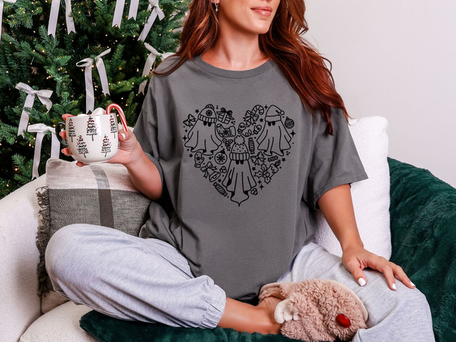 Christmas Ghost Heart