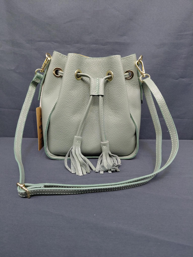 Petit sac en cuir couleur bleu