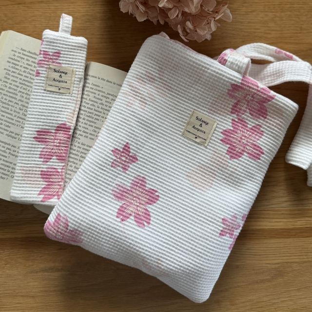 Housse de livre floral 
