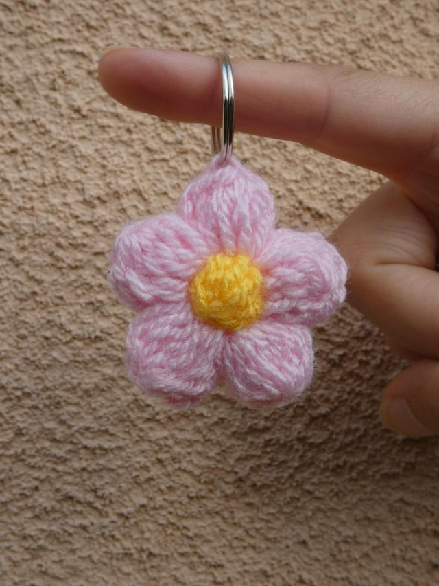 Porte clé fleur puffy rose clair