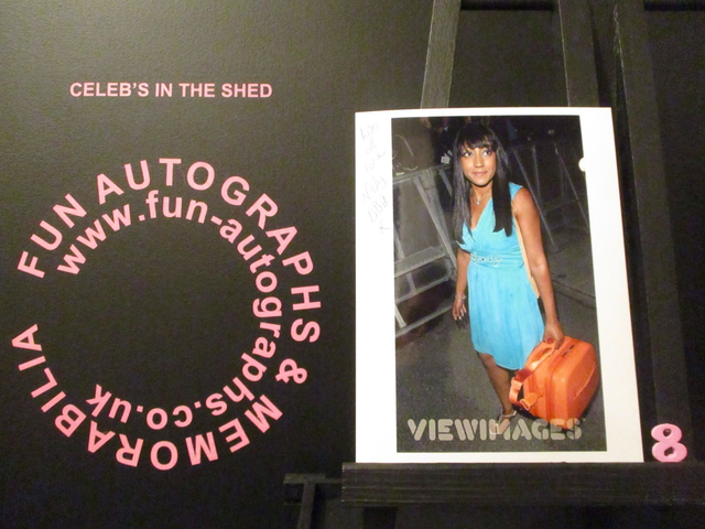 Nicky Maxwell Authentic Autographed 6x4.5 Photograph (8)