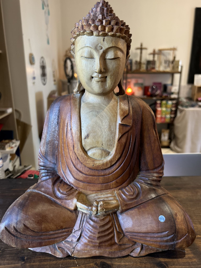 Statue de Bouddha sculptée à la main - 30 cm