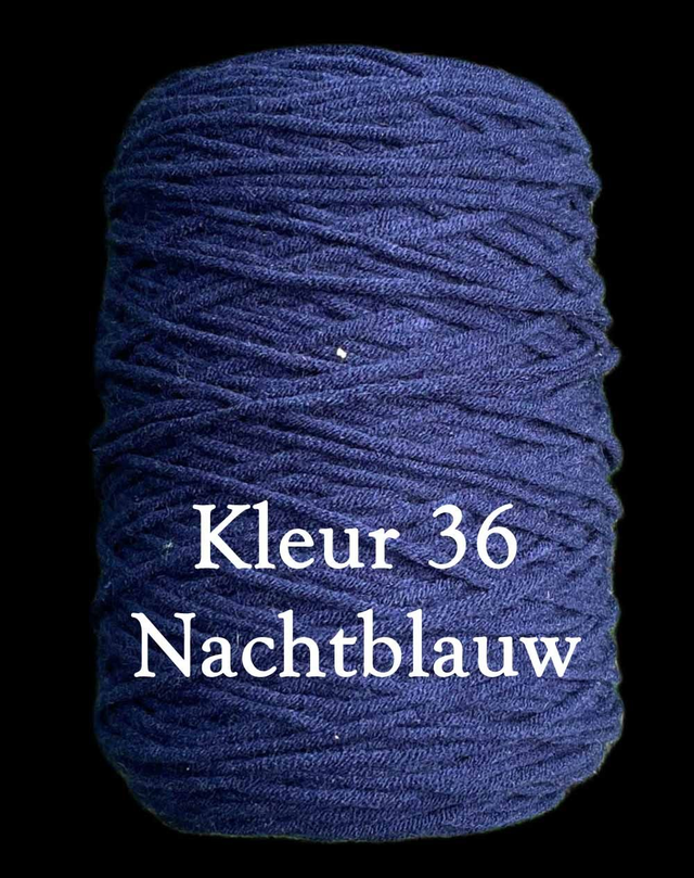 Tufting Yarns 400 gram 8 draads dik