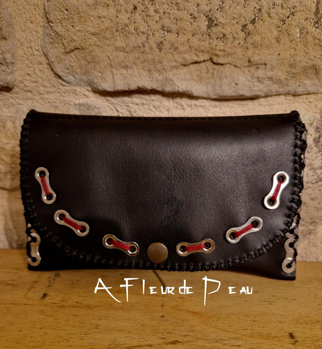 Blague à tabac en cuir