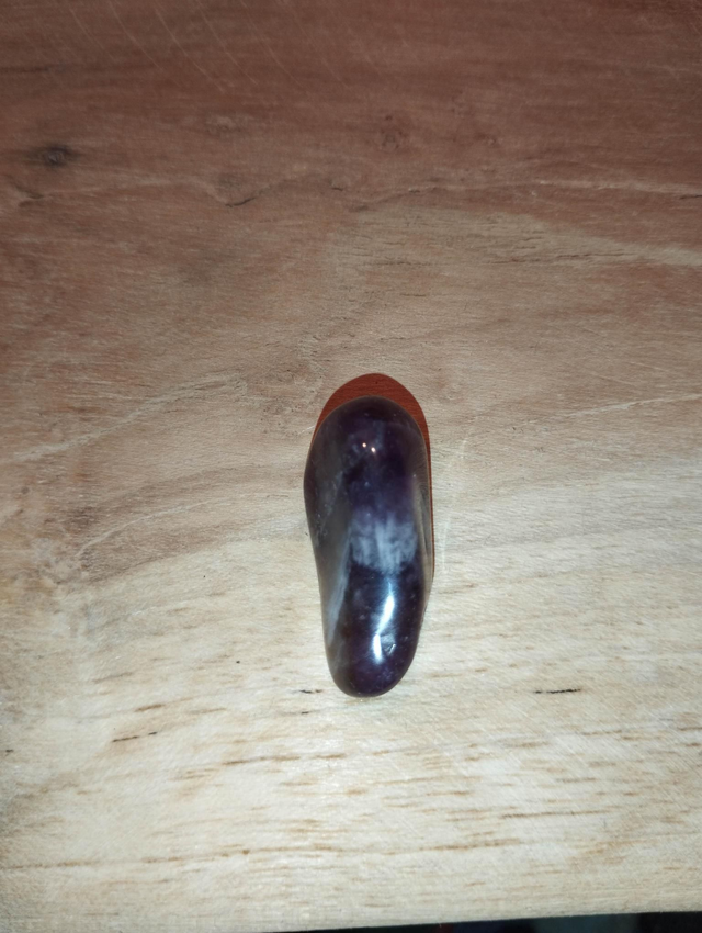 Améthyste à chevrons 