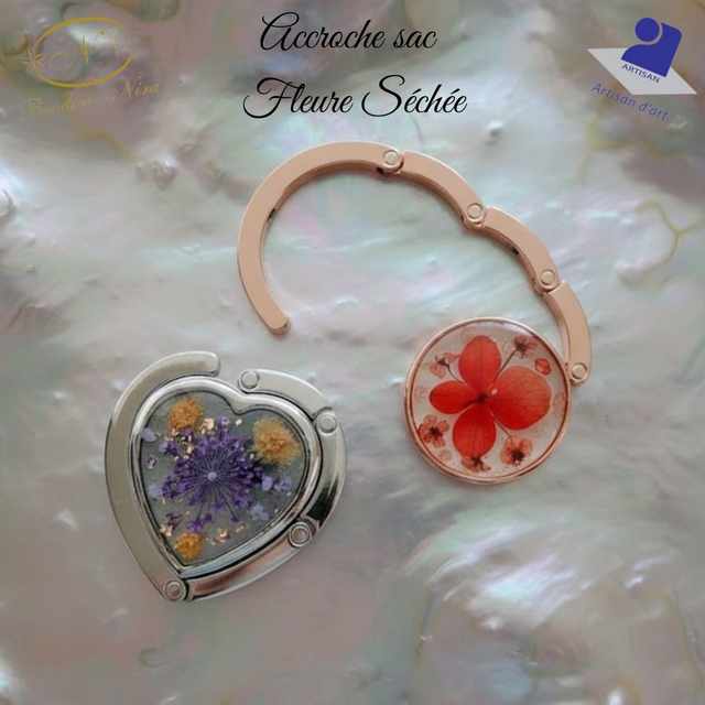 Accroche-sac "Écrin de Nature" – Fleurs Séchées &amp; Résine – Pièce Unique