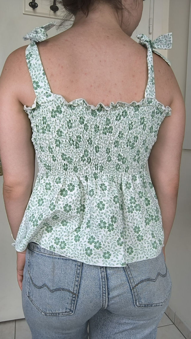Top à smocks fleurs vertes - Taille 1
