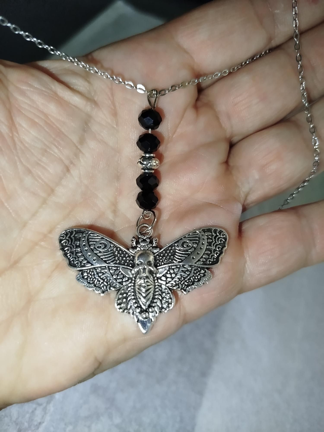 Papillon tête de mort 