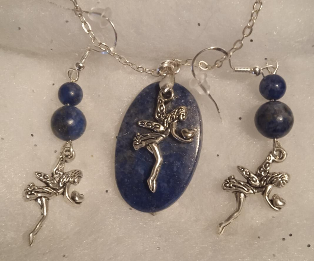 lapis lazuli (parure boucles d'oreilles et pendentif "fée") 