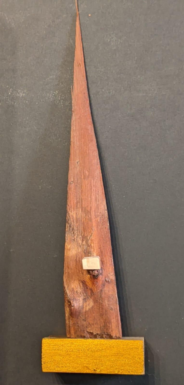 Maison à flanc de montagne.