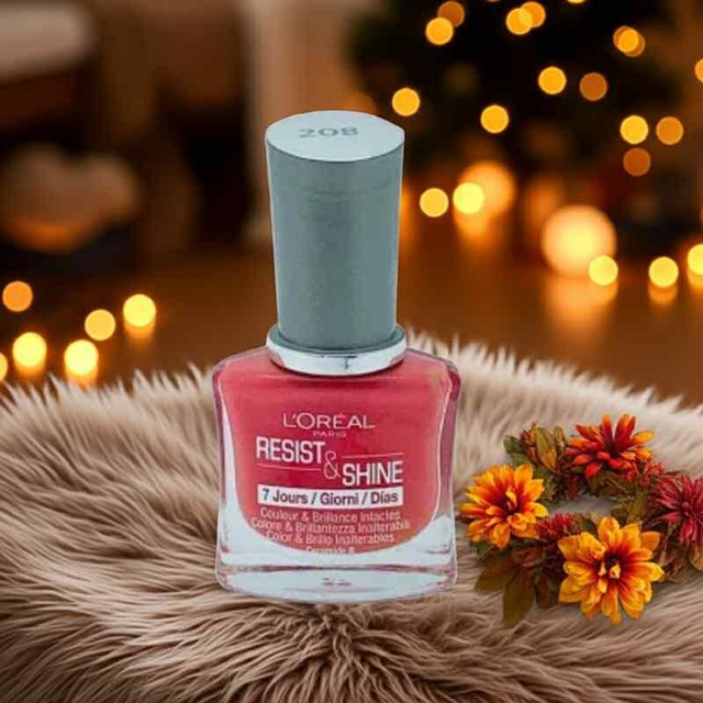 L’Oreal Paris Resist & Shine Nail Polish 100 – 9ML | Makeup & Nails