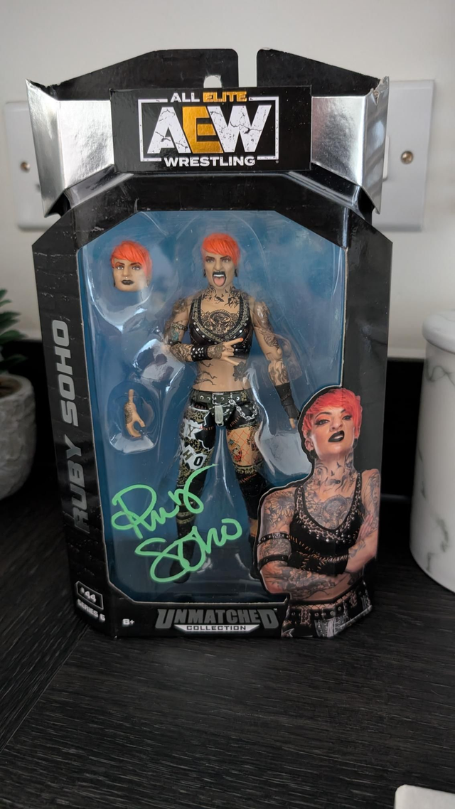 AEW Signed Unmatched Series 6 Ruby Soho #44 Figure with SWAU Authentication 