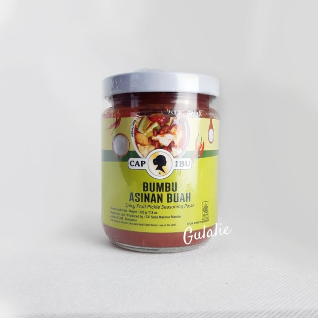 CAP IBU Bumbu Asinan Buah - Préparation de Salade de Fruits Marinées