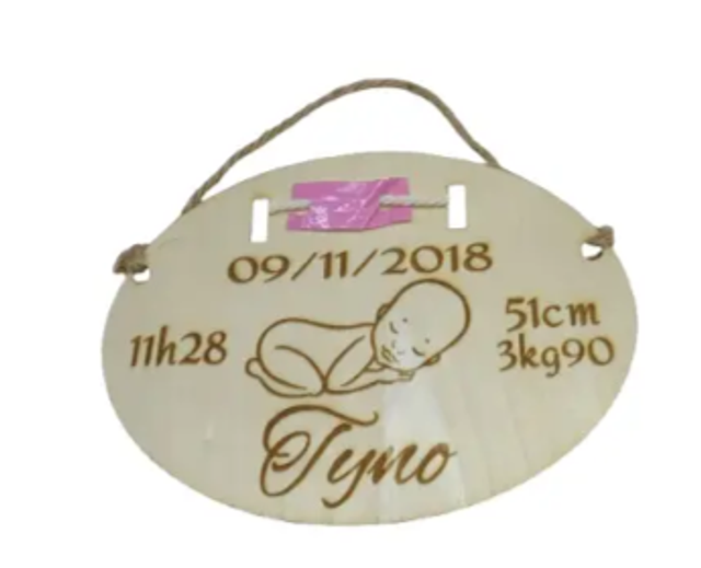Plaque en Bois Personnalisée – Cadeau de Naissance