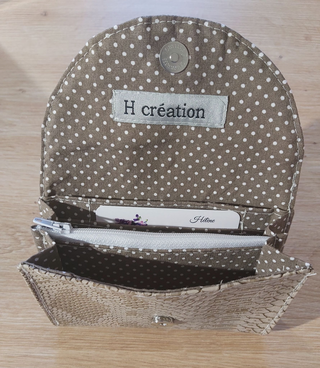 Porte-monnaie marron poil