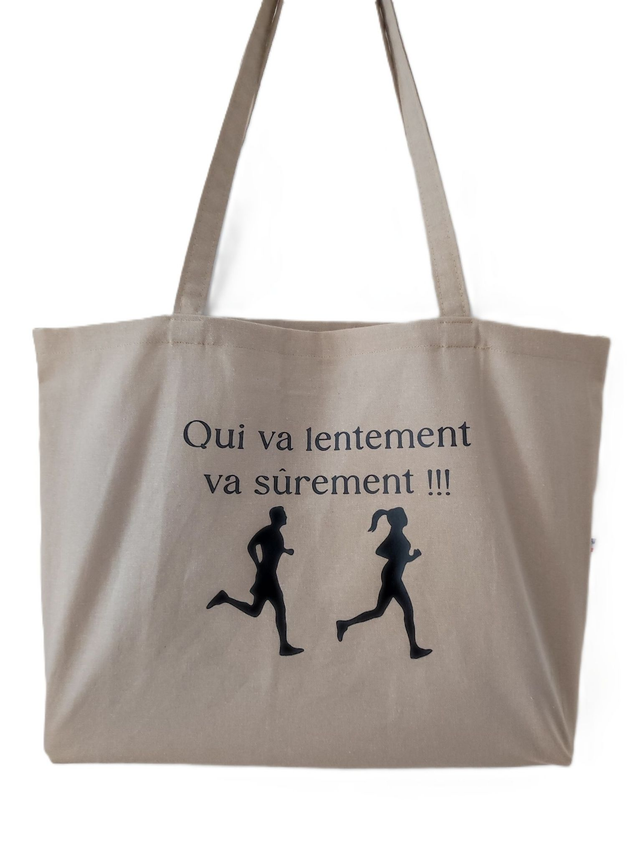 Tote bag runner