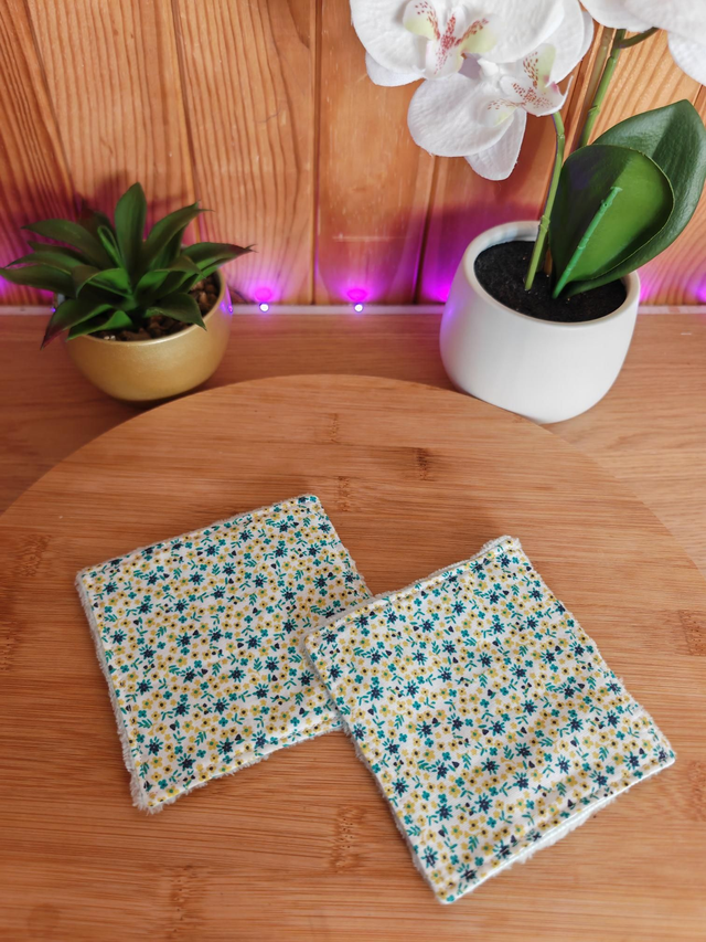 Lot lingettes fleuris