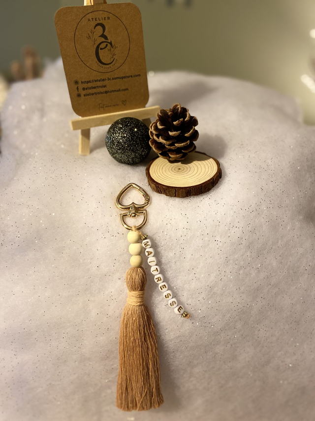 PORTE-CLÉS sac à mains « Maîtresse » macramé 