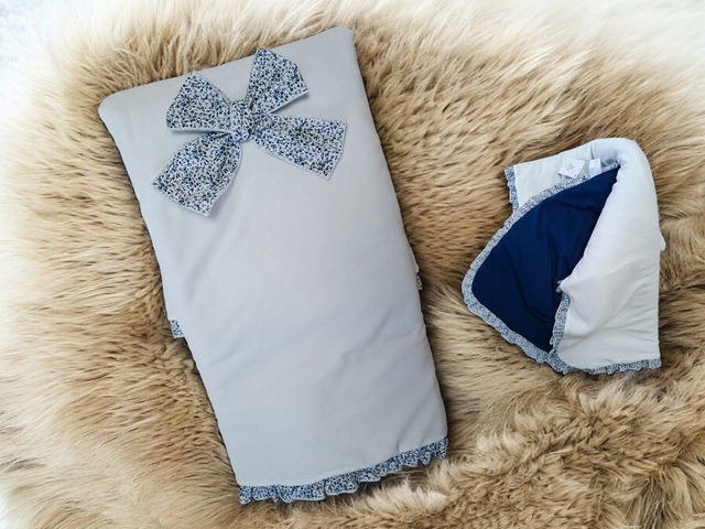 Couverture en liberty bleu