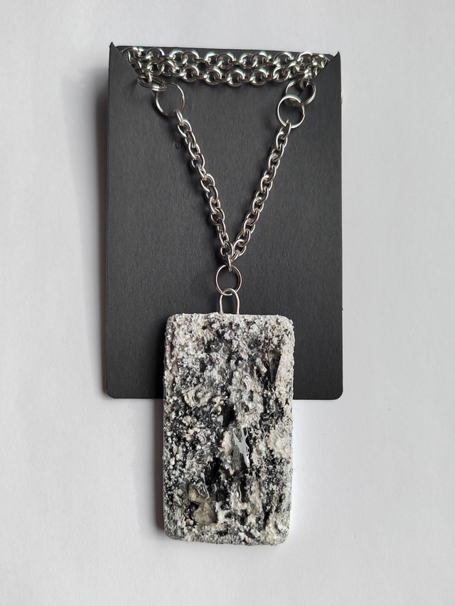 Freedom call 2 - Black and white textured pendant with chain
