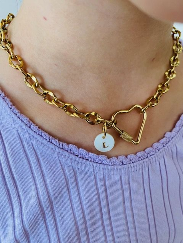 Collier Fille « Jeanne » 1 lettre