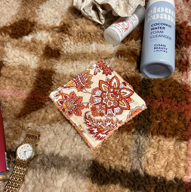 1 Lingette Démaquillante Indira