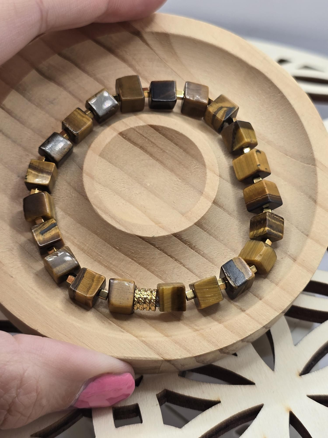 Bracelet Œil de tigre carré 0,8 cm