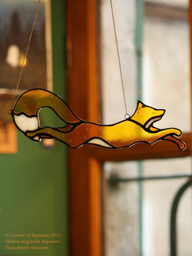 Renard bondissant ocre 