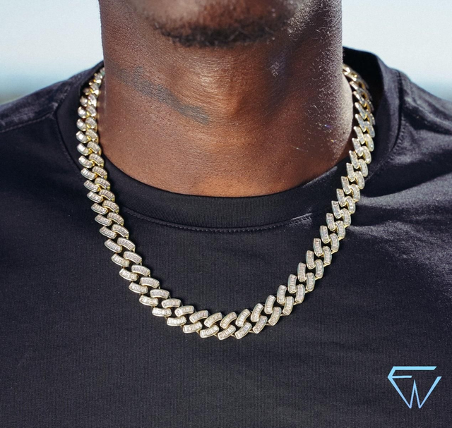 CHAINE MIXTE MAILLE CUBAINE PRONG LINK DE 12MM EN DIAMANT BAGUETTE PLAQUÉ OR 18K