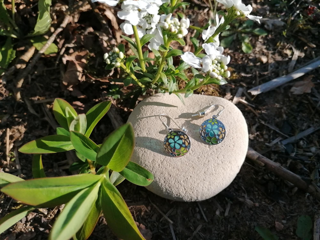 '' Bulles de Pétales ''- Boucles d'oreilles en émail plique à jour sur argent