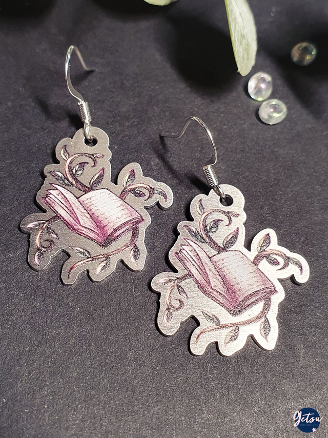 Boucles d&#039;oreilles livre et vignes