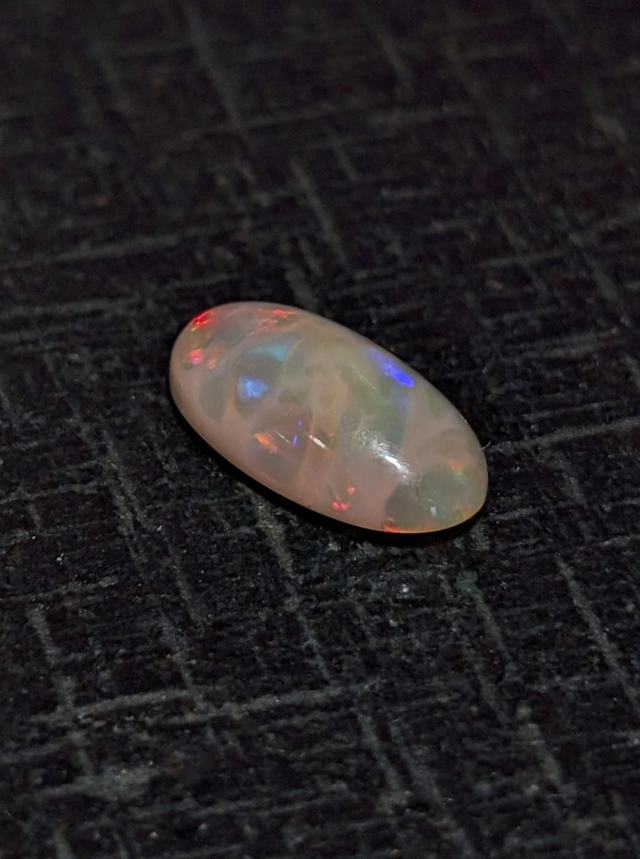 Opale Éthiopienne 2,35 carats 