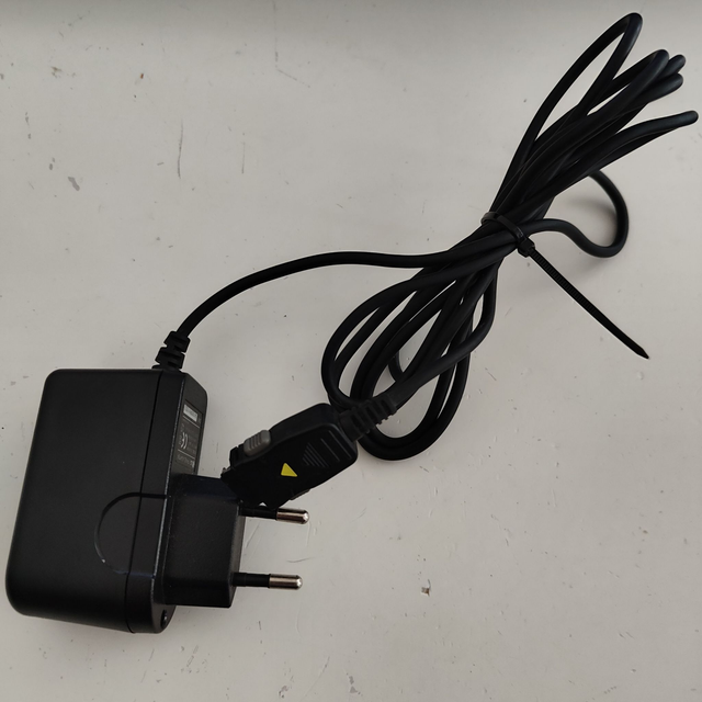 LG Netzteil Ladegerät ORIGINAL Ladekabel LG TA-25GR2 5.2V 800mA