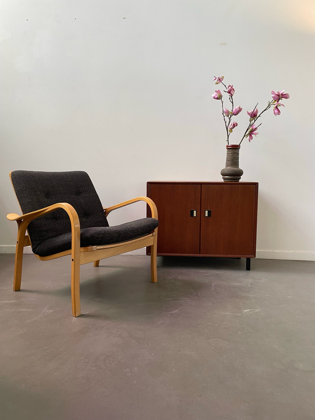 Fauteuil van Swedese Yngve Ekström