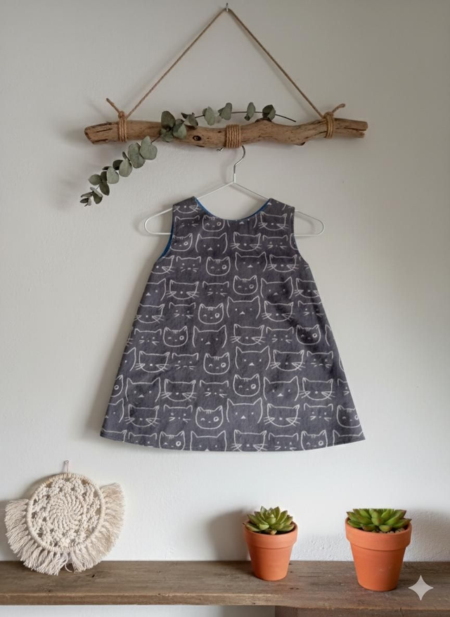 Robe taille 9-12 mois.