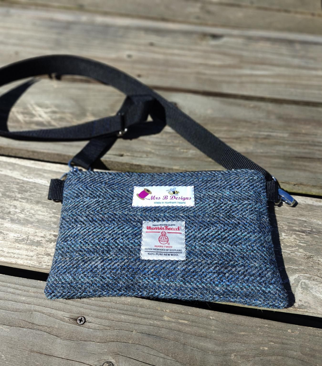 Harris Tweed Nairn Bag. Scottish Wool handbag.