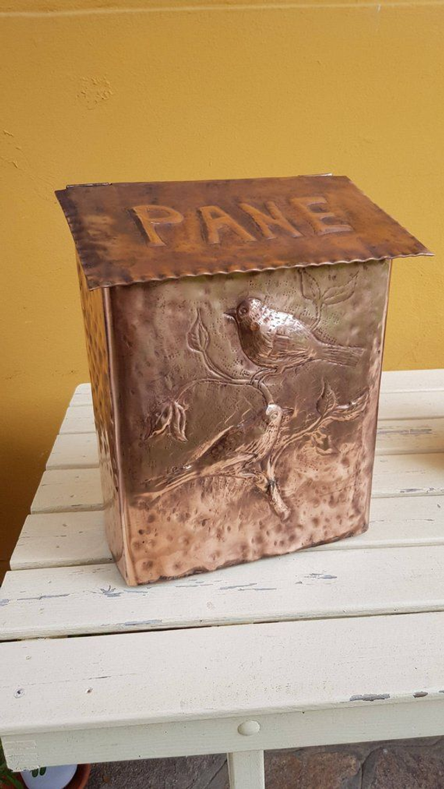 Handmade Copper Box – Customizable Mailbox, Bread and Parcel Holder | Artisan Craft from Italy