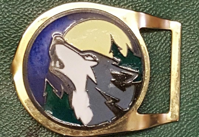 Howling Wolf brass and pewter belt buckle. 