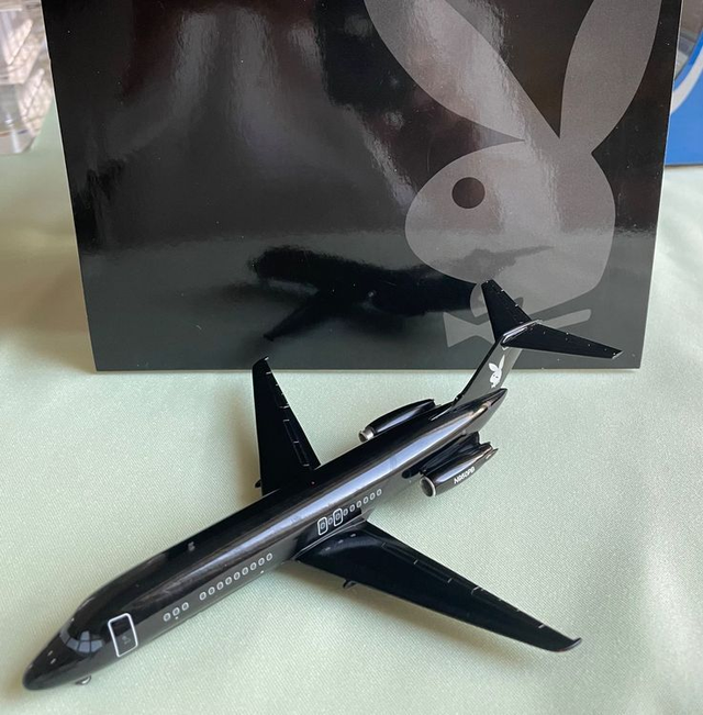 DC-9 Playboy 1:200 Metallmodell