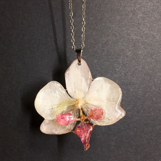 White &amp; Pink Orchid necklace 