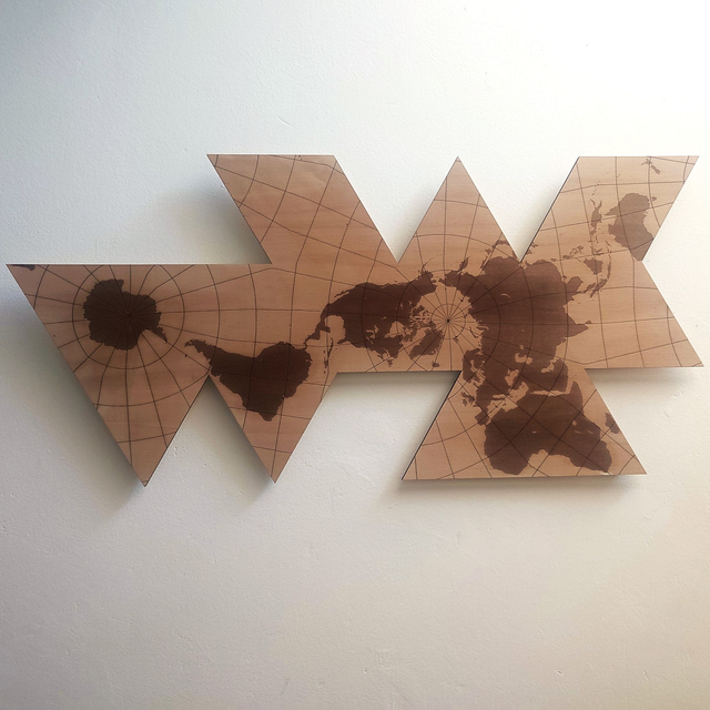 M02 – Carte du Monde Design Dymaxion – Décoration Murale Voyage  – 