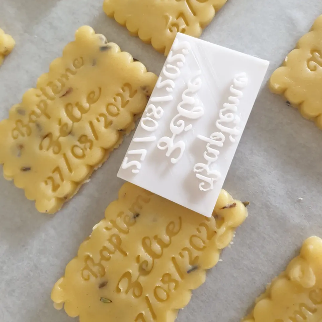 Biscuits personnalisés sur devis uniquement 