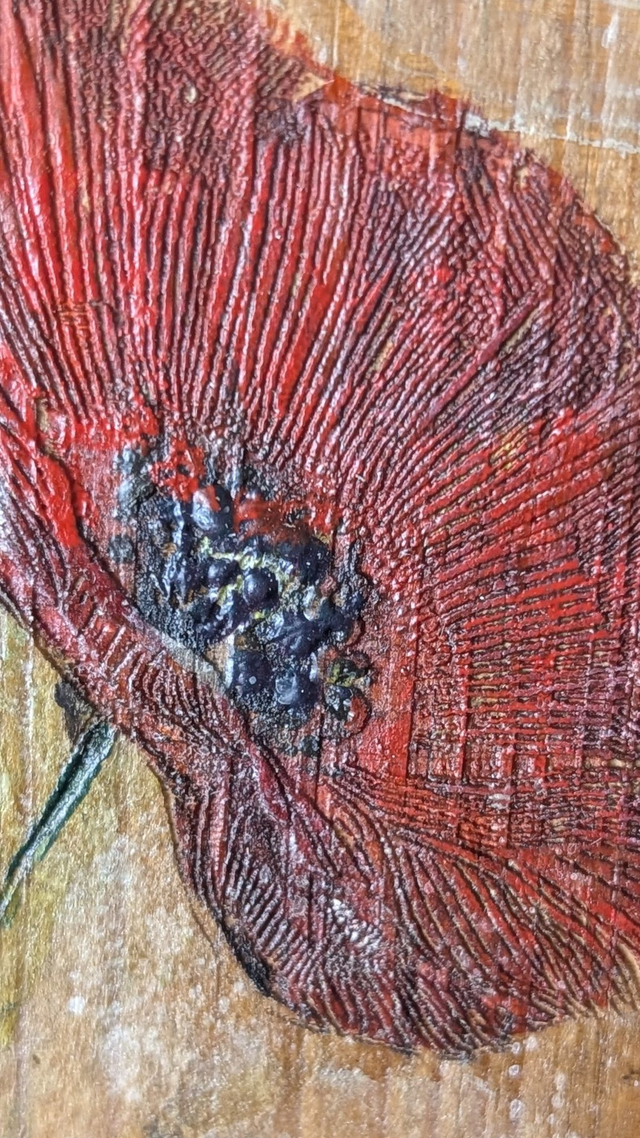 Poppy single - Tealight Candle Reclaimed Wood